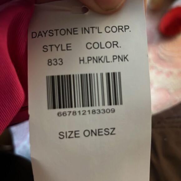 Dickies Woman’s Hot Pink Baseball Hat 100% cotton - Picture 7 of 7